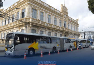 Feira de Santana inaugura linha Expresso Universitário com ônibus articulados